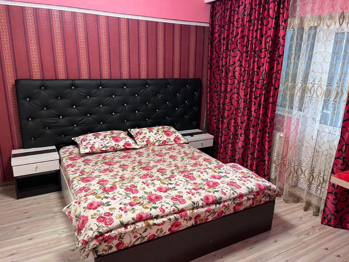 Apartament In Centrul Orasului 巴克乌 外观 照片